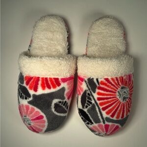 Vera Bradley Sherpa Lined Slippers in Cherry Blossoms